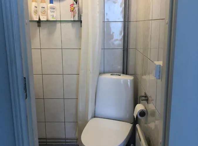 Puutaloasunto 1.8 Km Turun Aurajoelta شقة